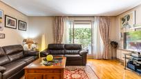 Living room of Flat for sale in Pozuelo de Alarcón  with Air Conditioner