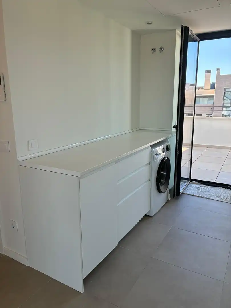 Vista exterior de Àtic en venda en Torremolinos amb Aire condicionat, Terrassa i Traster