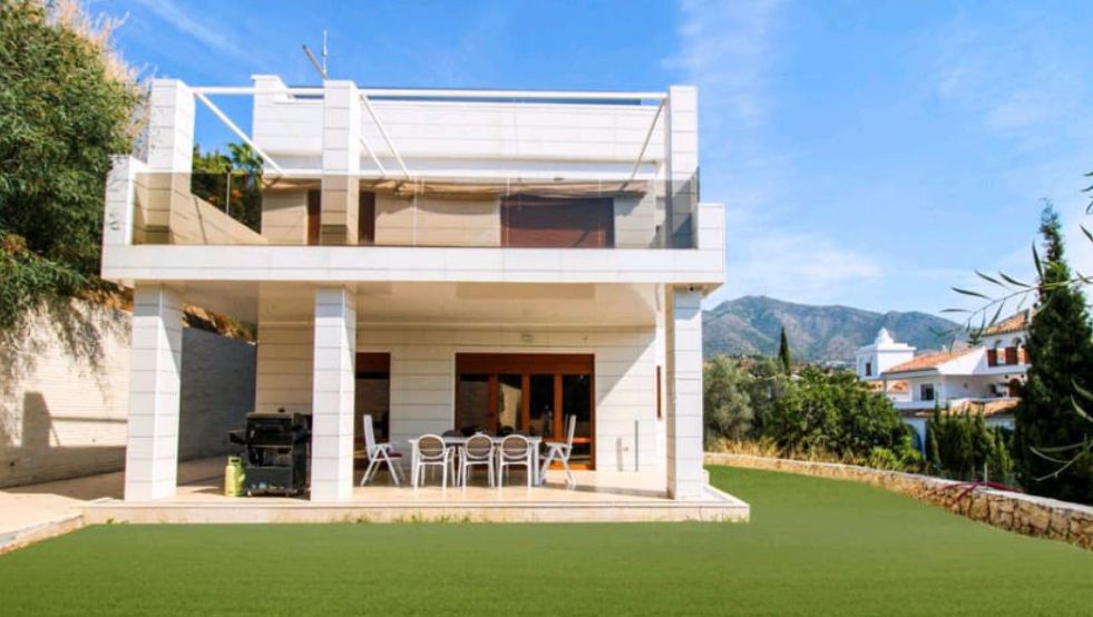 Jardí de Casa o xalet en venda en Mijas amb Aire condicionat, Calefacció i Jardí privat