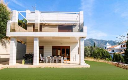 Jardí de Casa o xalet en venda en Mijas amb Aire condicionat, Calefacció i Jardí privat