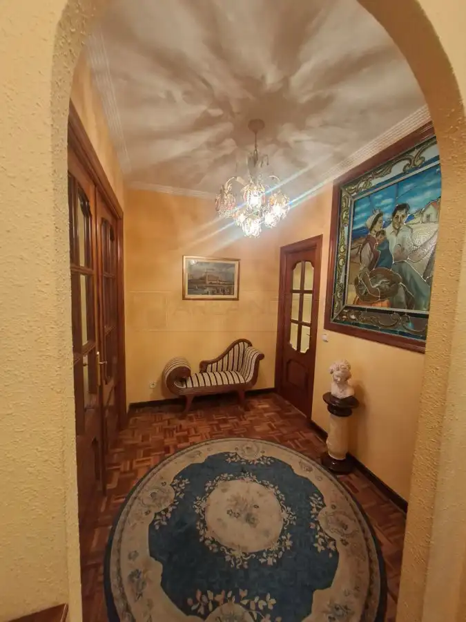 Piso en venta en Vitoria - Gasteiz con Calefacción y Parquet