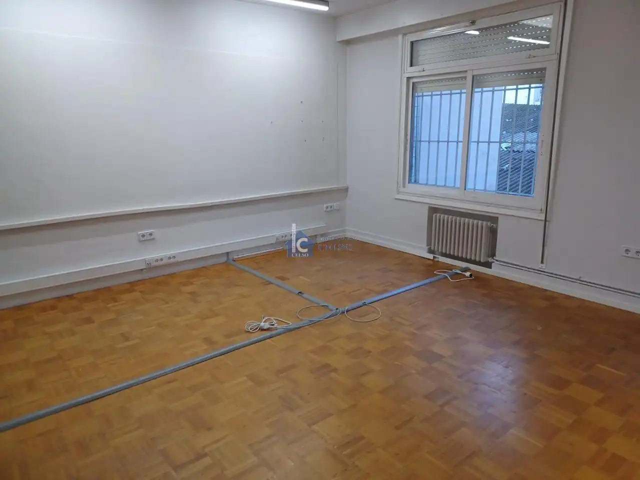 Piso de alquiler en Ourense Capital  con Calefacción