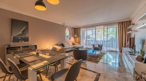 Foto 2 de Apartament en venda a Calle Osa Mayor, 62, Los Naranjos, Málaga