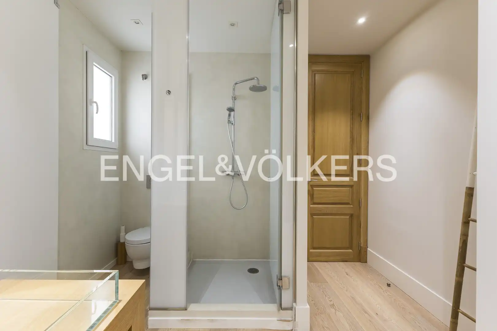 Baño de Piso de alquiler en Madrid con Aire acondicionado, Calefacción y Amueblado