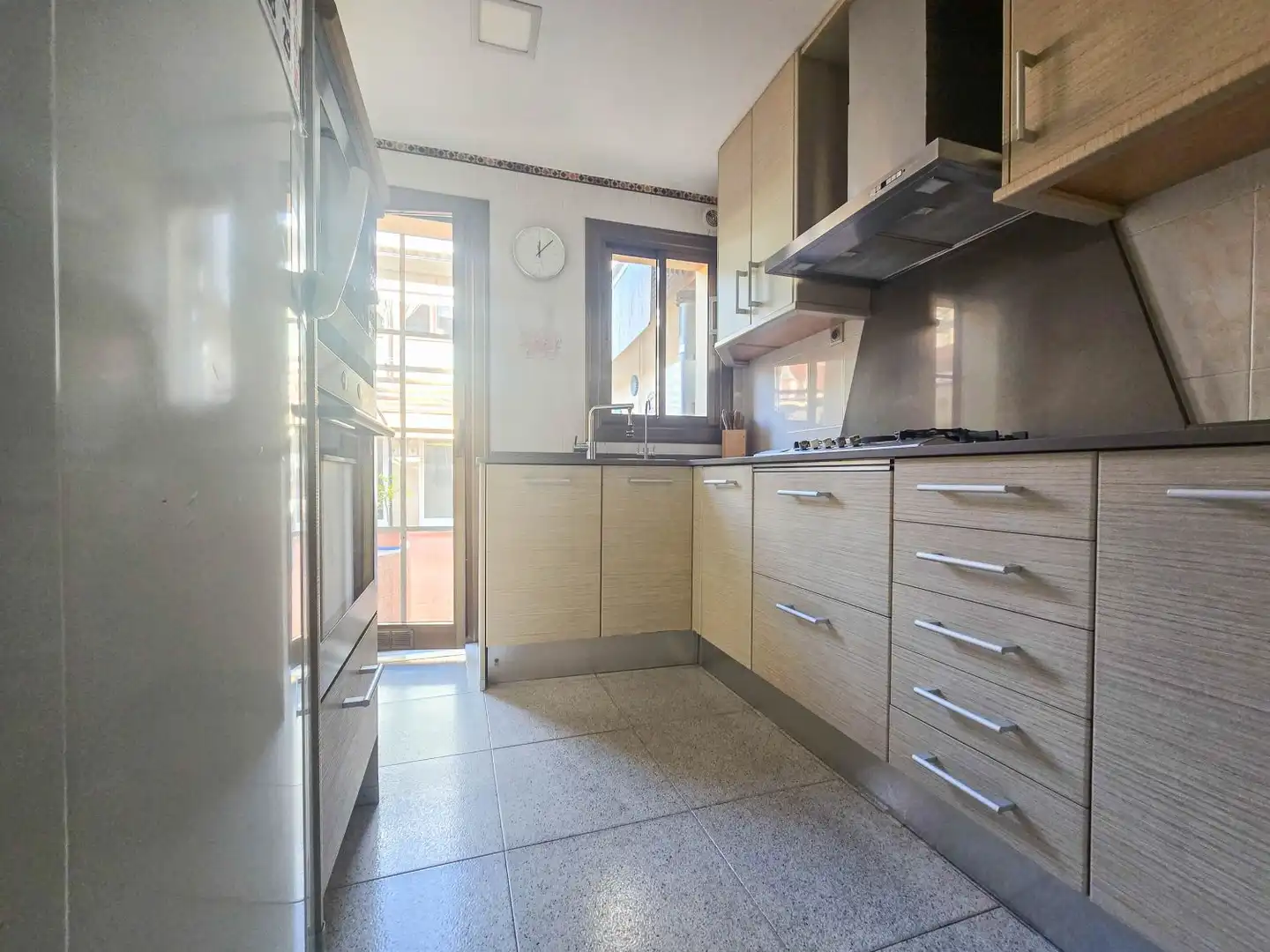 Cocina de Casa adosada en venta en Ripollet con Calefacción, Trastero y Horno