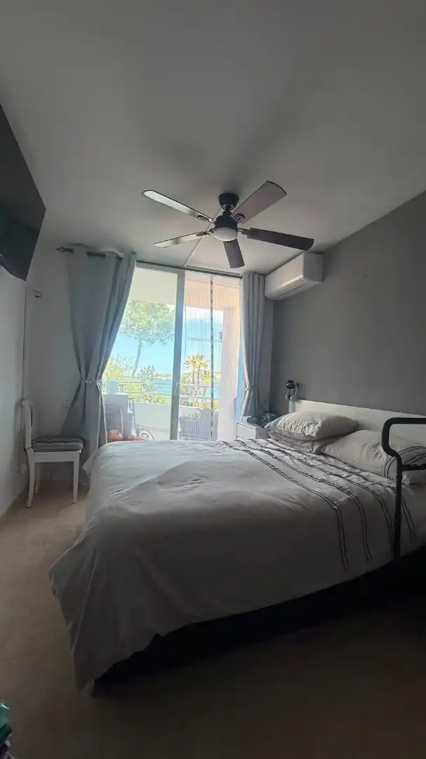 Habitación de Apartamento en venta en Sant Antoni de Portmany con Aire acondicionado, Terraza y Amueblado