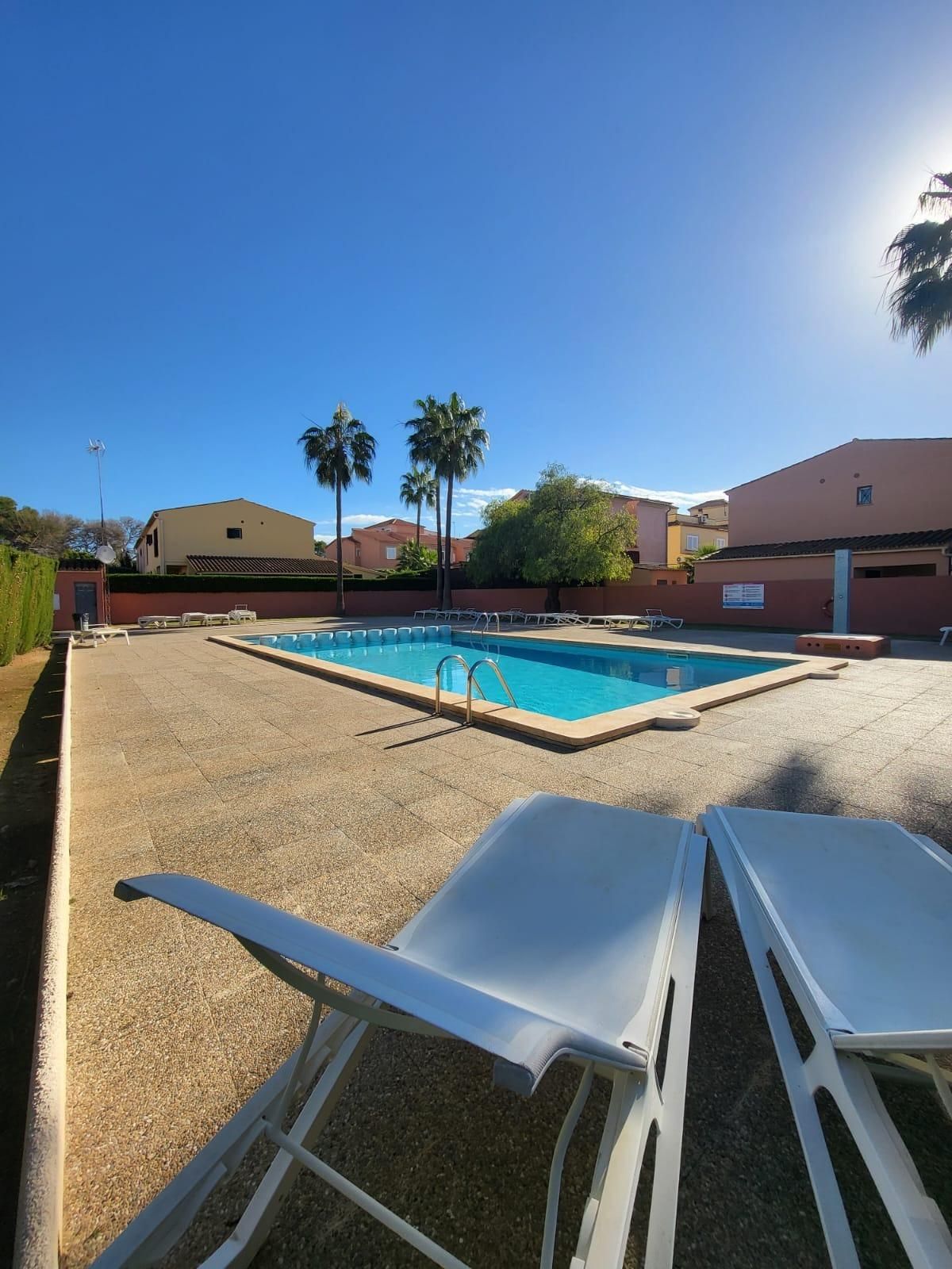 Piscina de Casa adosada en venda en Llucmajor amb Calefacció, Jardí privat i Terrassa