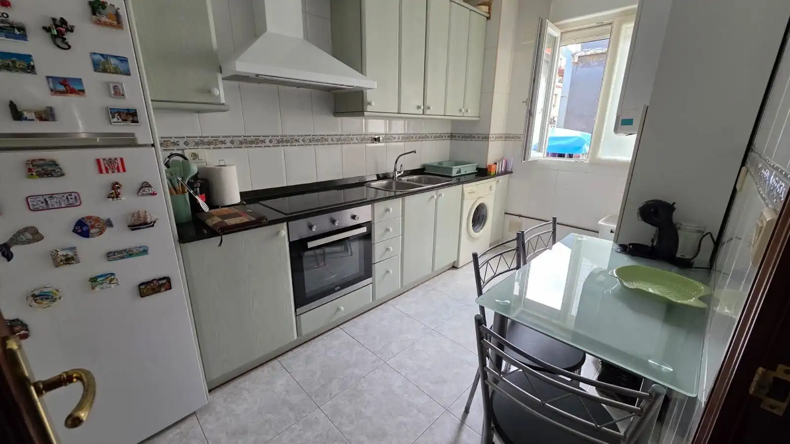 Küche von Wohnung zum Verkauf in Castro-Urdiales mit Heizung und Möbliert
