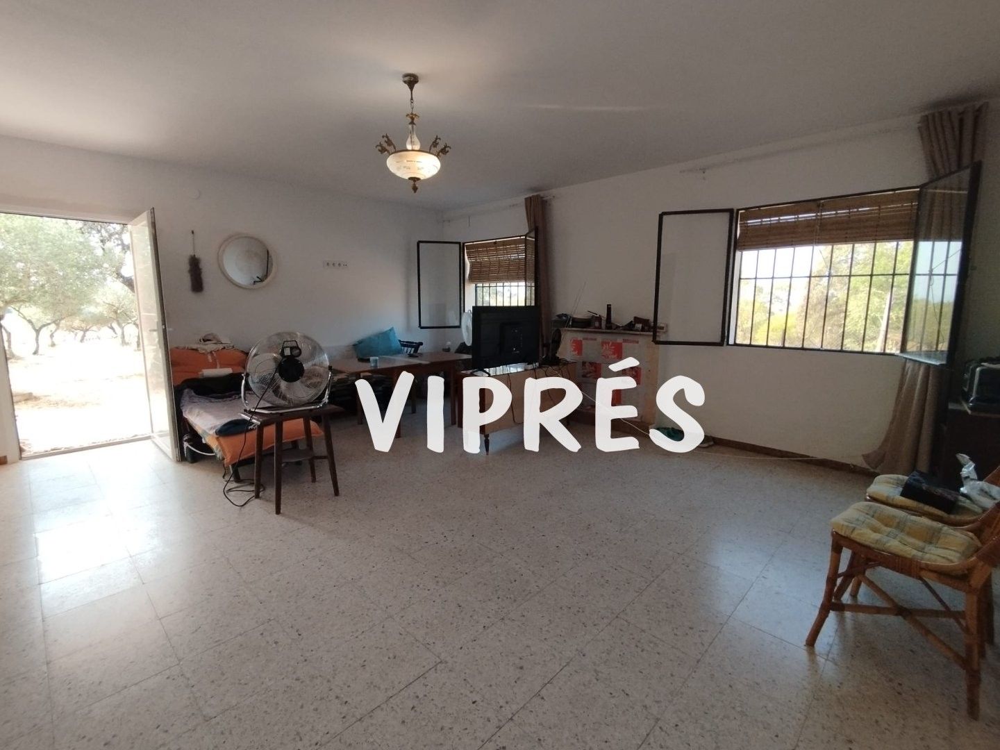 Sala d'estar de Finca rústica en venda en Arroyo de la Luz