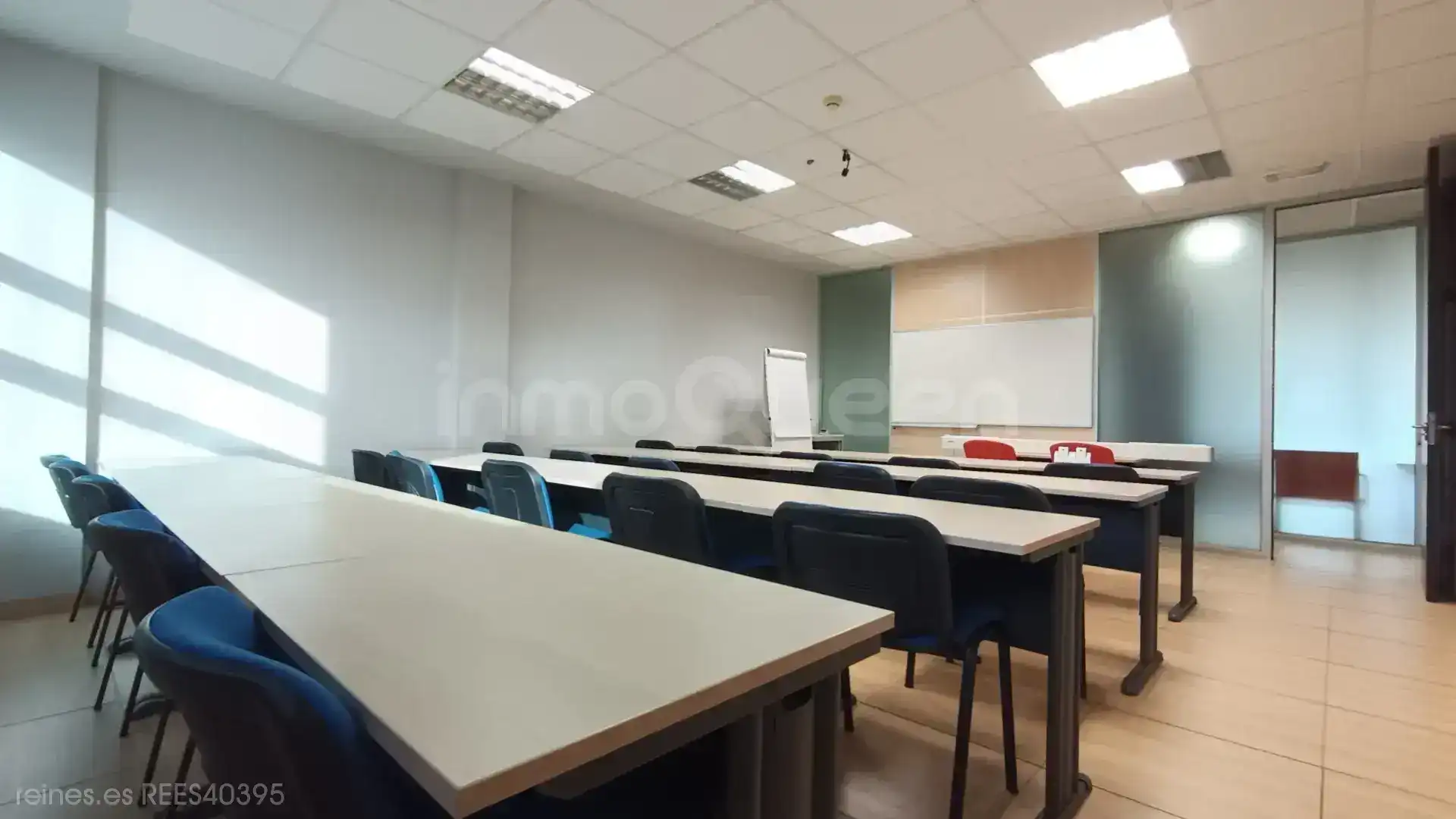 Oficina de alquiler en Llanera, Asturias