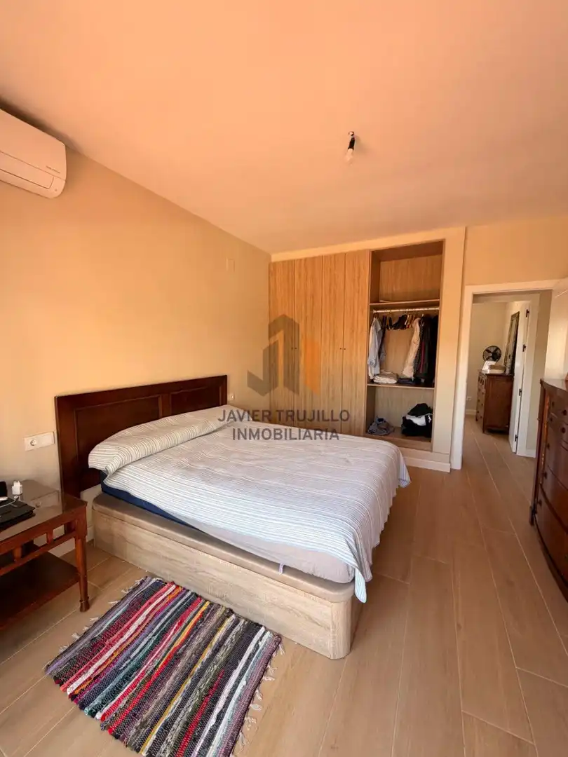 Dormitori de Casa o xalet en venda en Vélez-Málaga amb Terrassa, Traster i Moblat