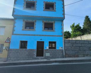 Vista exterior de Casa o xalet en venda en Cambados amb Terrassa i Balcó