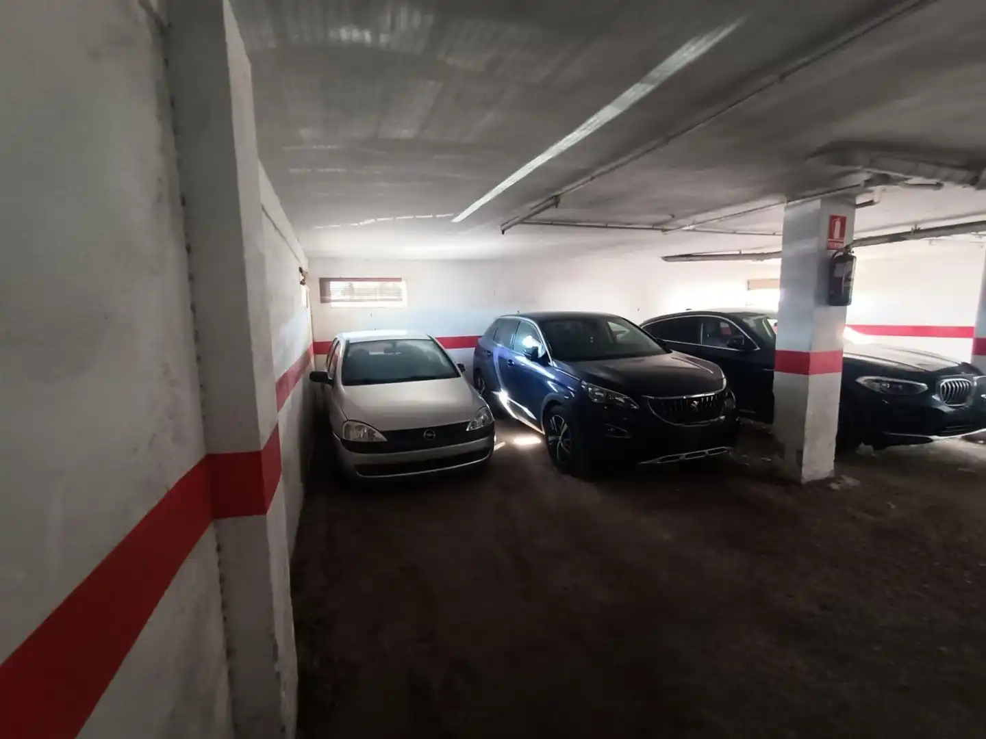 Einzelparkplatz zum Verkauf in Sureste