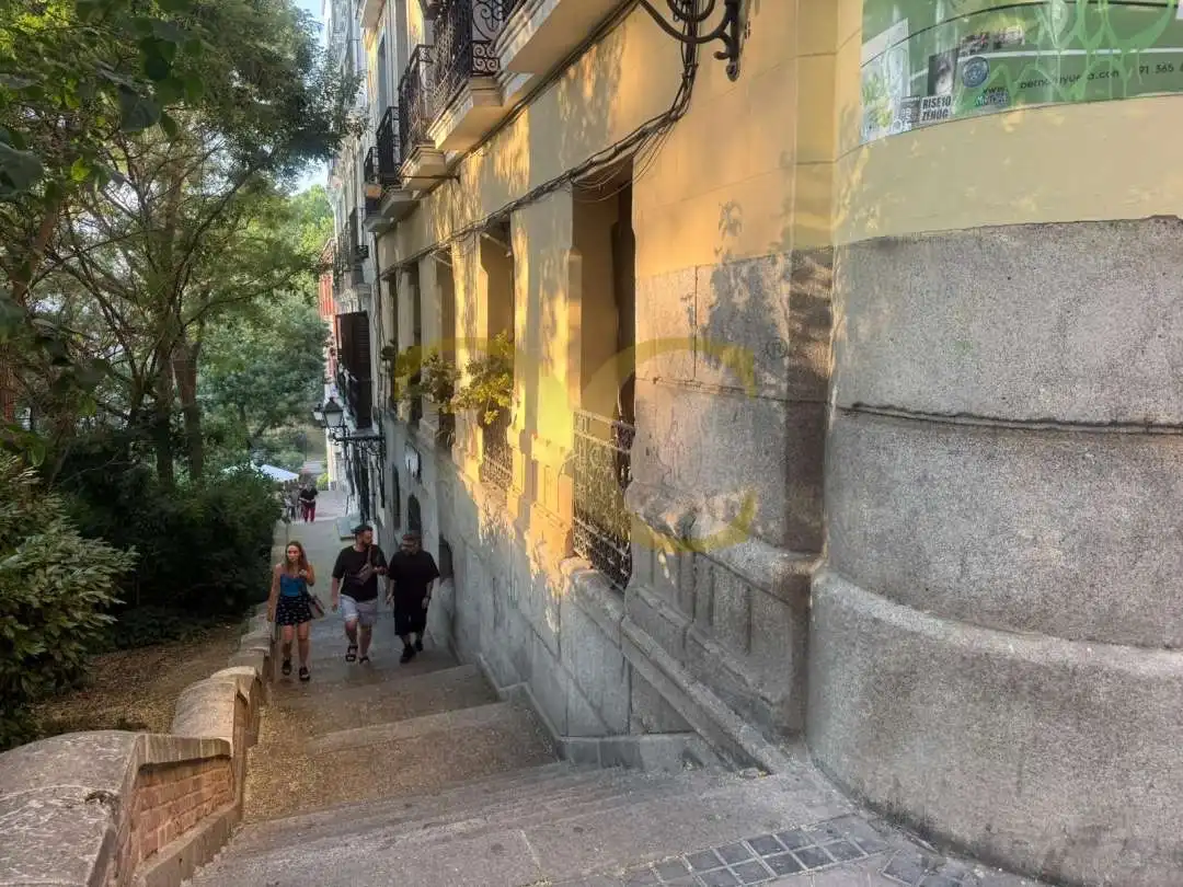 Edificio en venta en Calle de la Moreria, Palacio