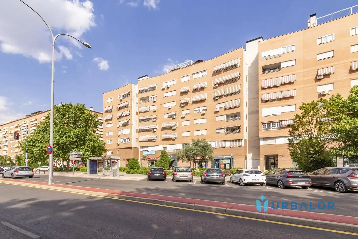 Außenansicht von Wohnung zum Verkauf in Alcorcón mit Klimaanlage, Heizung und Parkett