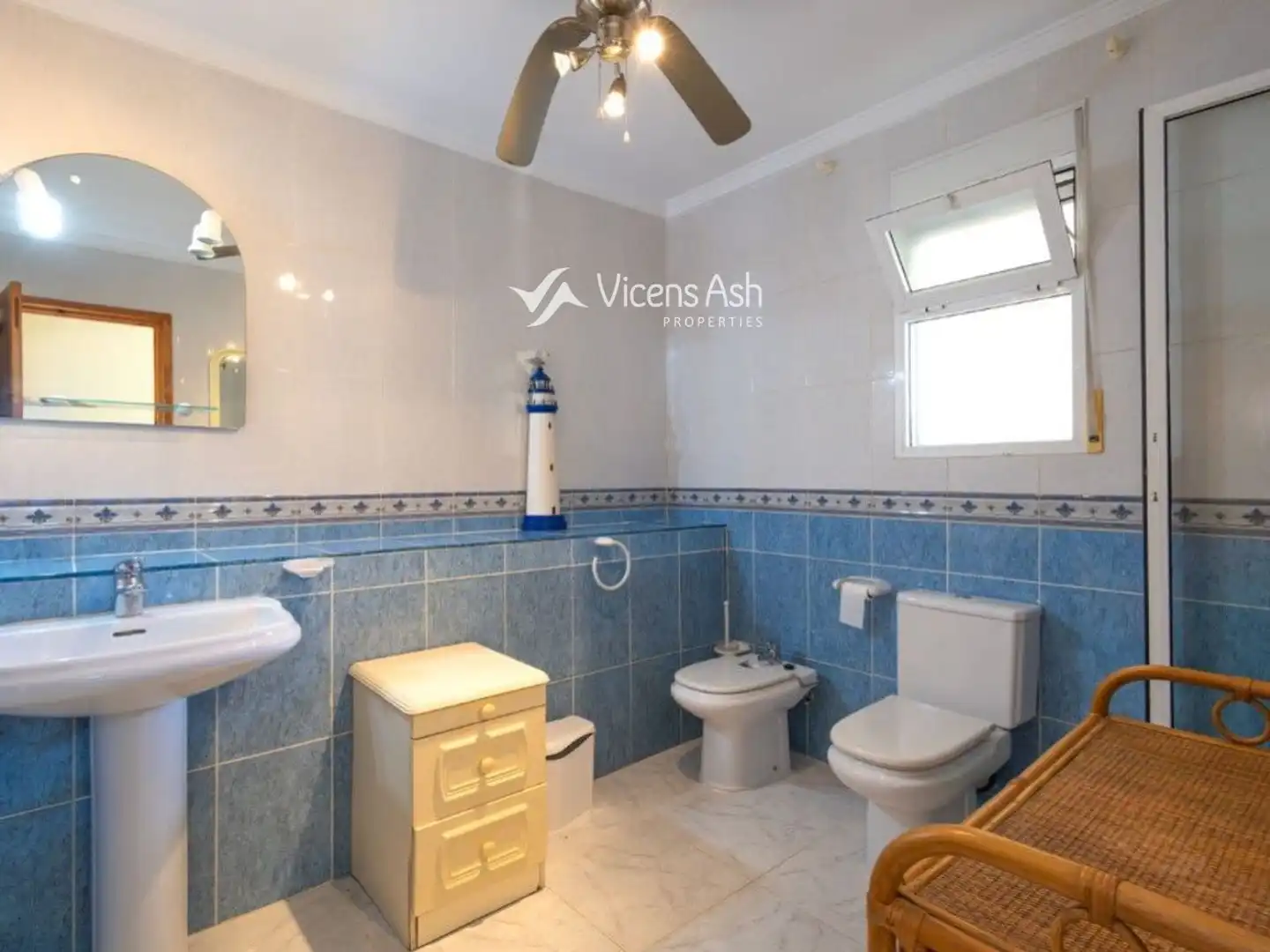 Bathroom of Houses for sale in Jávea / Xàbia  with Air Conditioner, Heating and Terrace