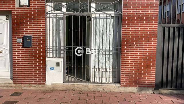 Piso en Venta en TITULOS 2 en La Overuela