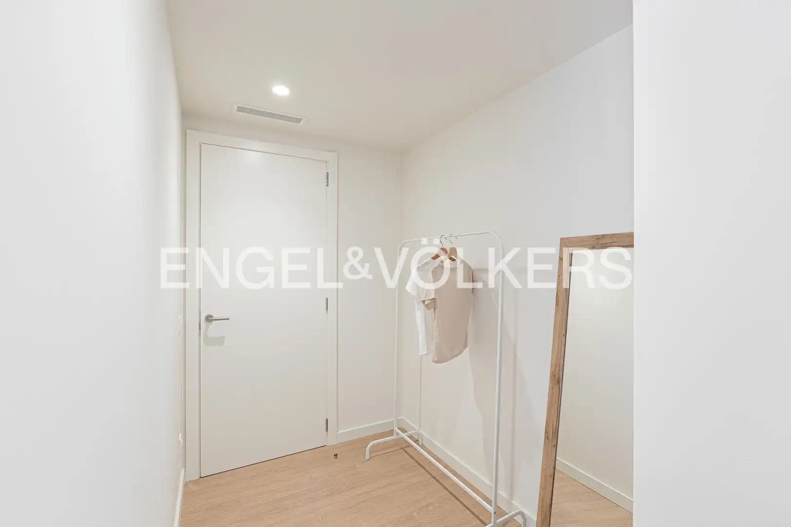 Flat for sale in Barcelona  with Air Conditioner, Heating and Parquet flooring