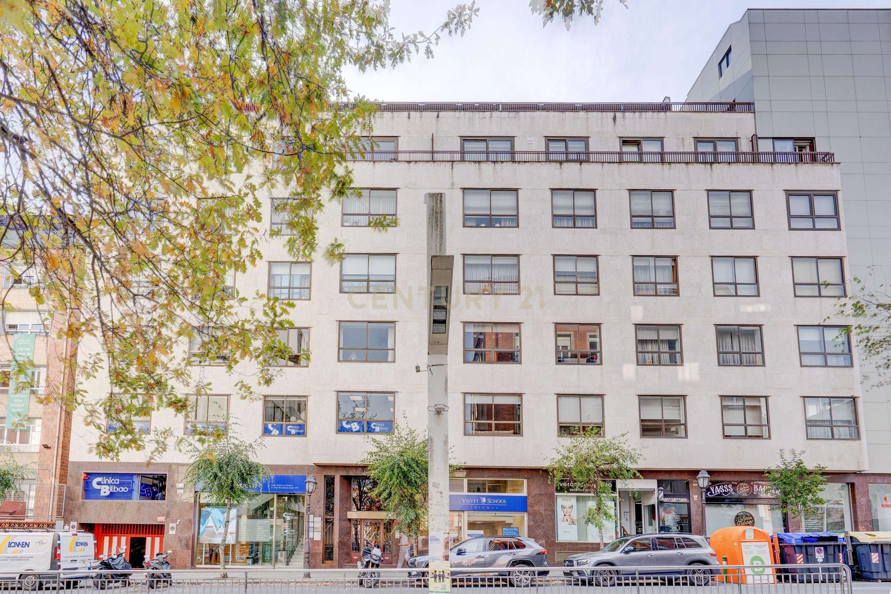 Exterior view of Office for sale in Bilbao 