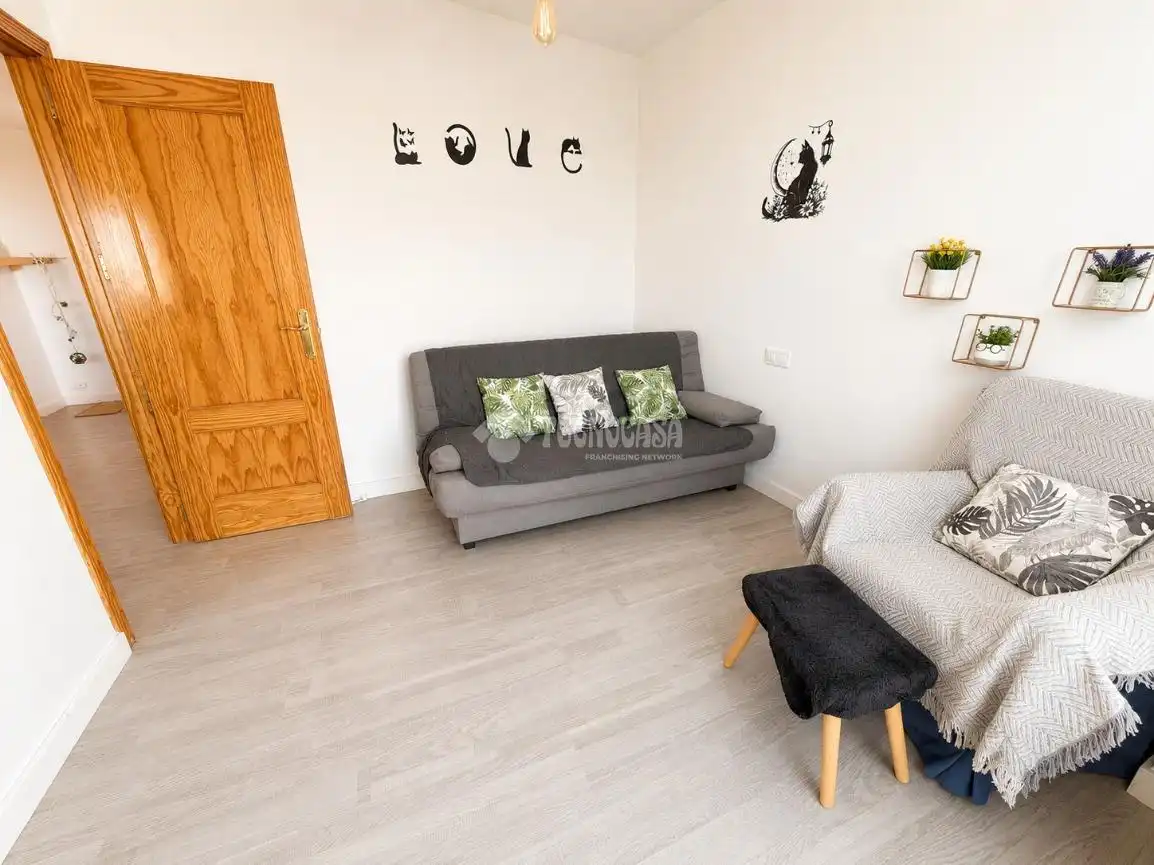 Sala de estar de Piso en venta en Armilla con Aire acondicionado, Parquet y Terraza