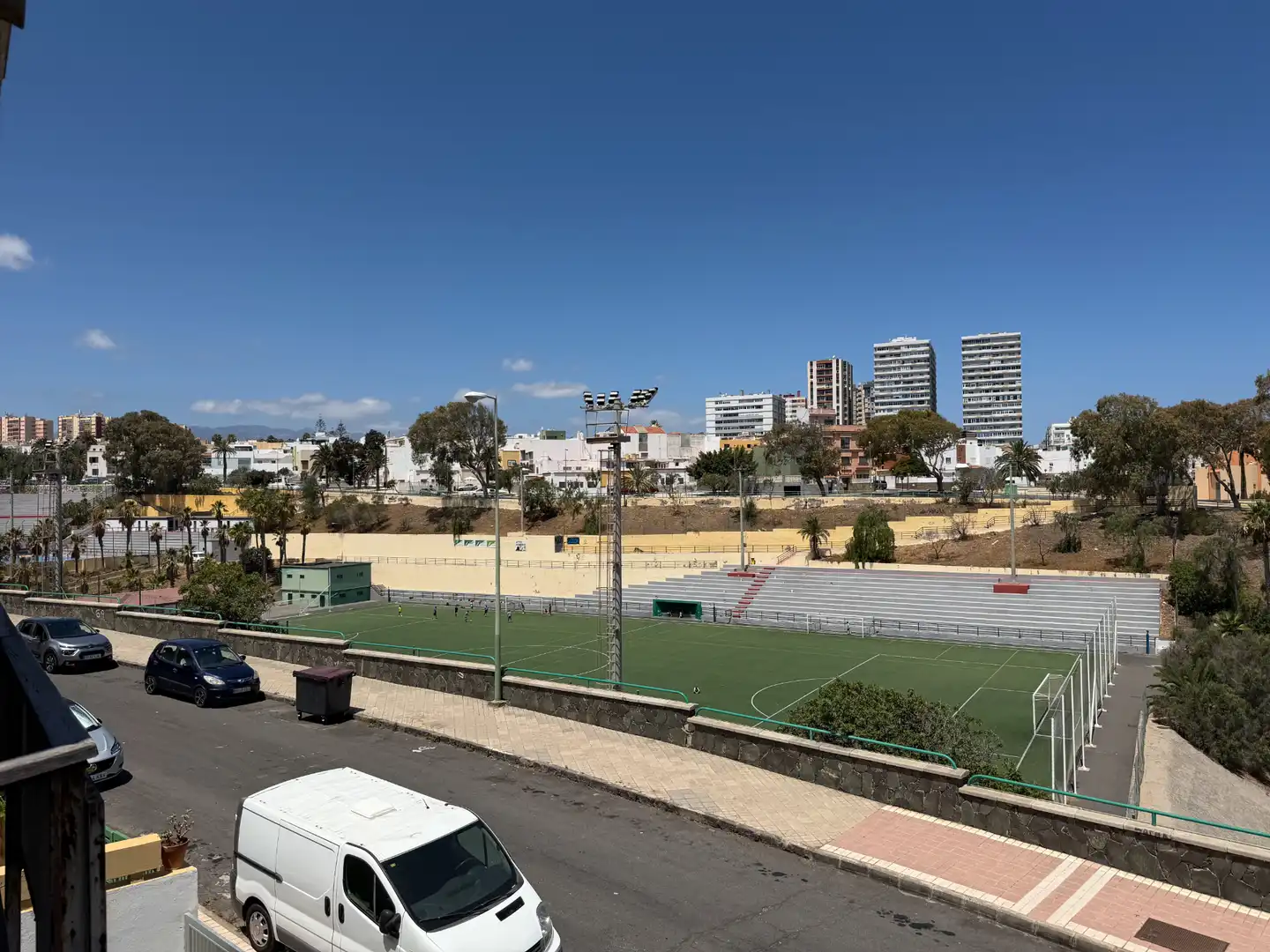 Vista exterior de Ático en venta en Las Palmas de Gran Canaria con Terraza
