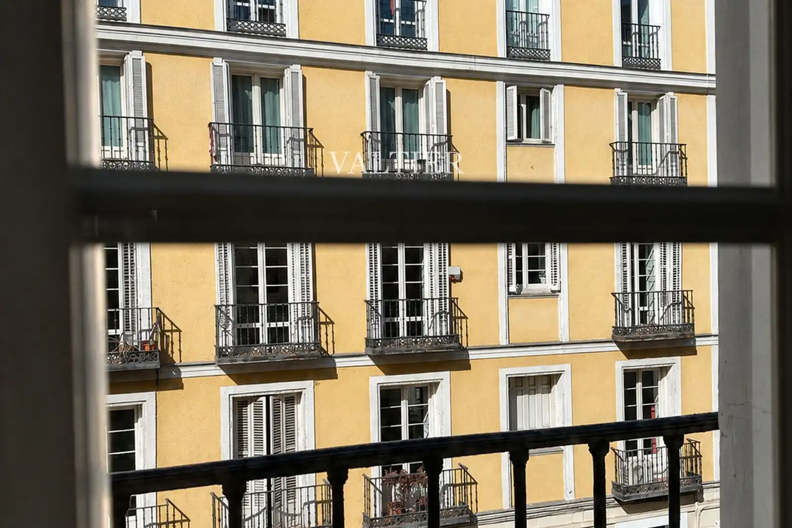 Exterior view of Flat for rent in Madrid  with Air Conditioner