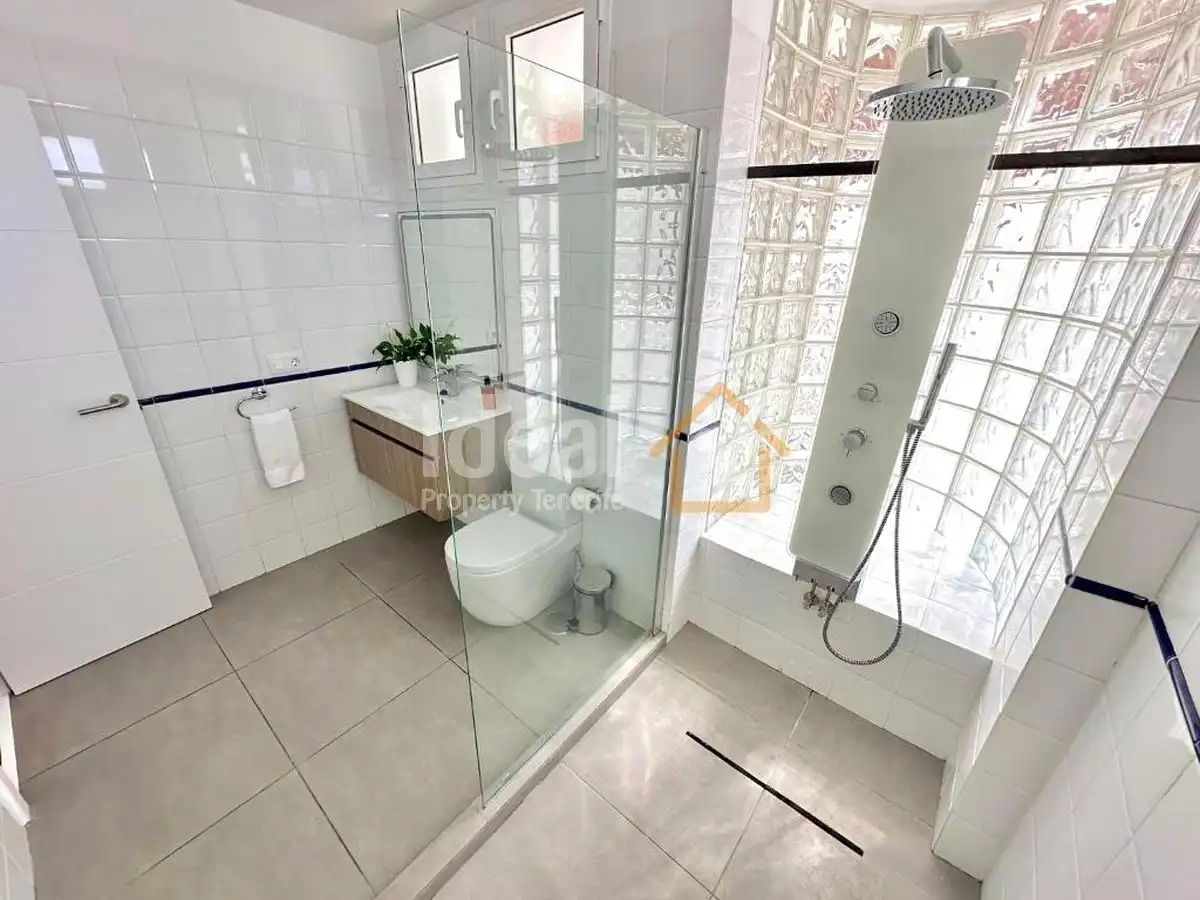 Villa con piscina in vendita a Costa Adeje, imagen 30