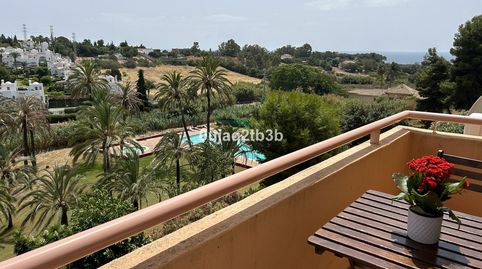 Foto 2 de Apartamento en venta en Las Lomas, Estepona