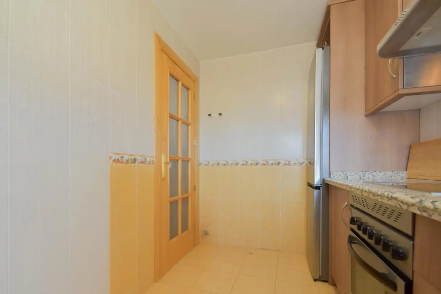 Cocina de Piso en venta en Las Gabias con Aire acondicionado