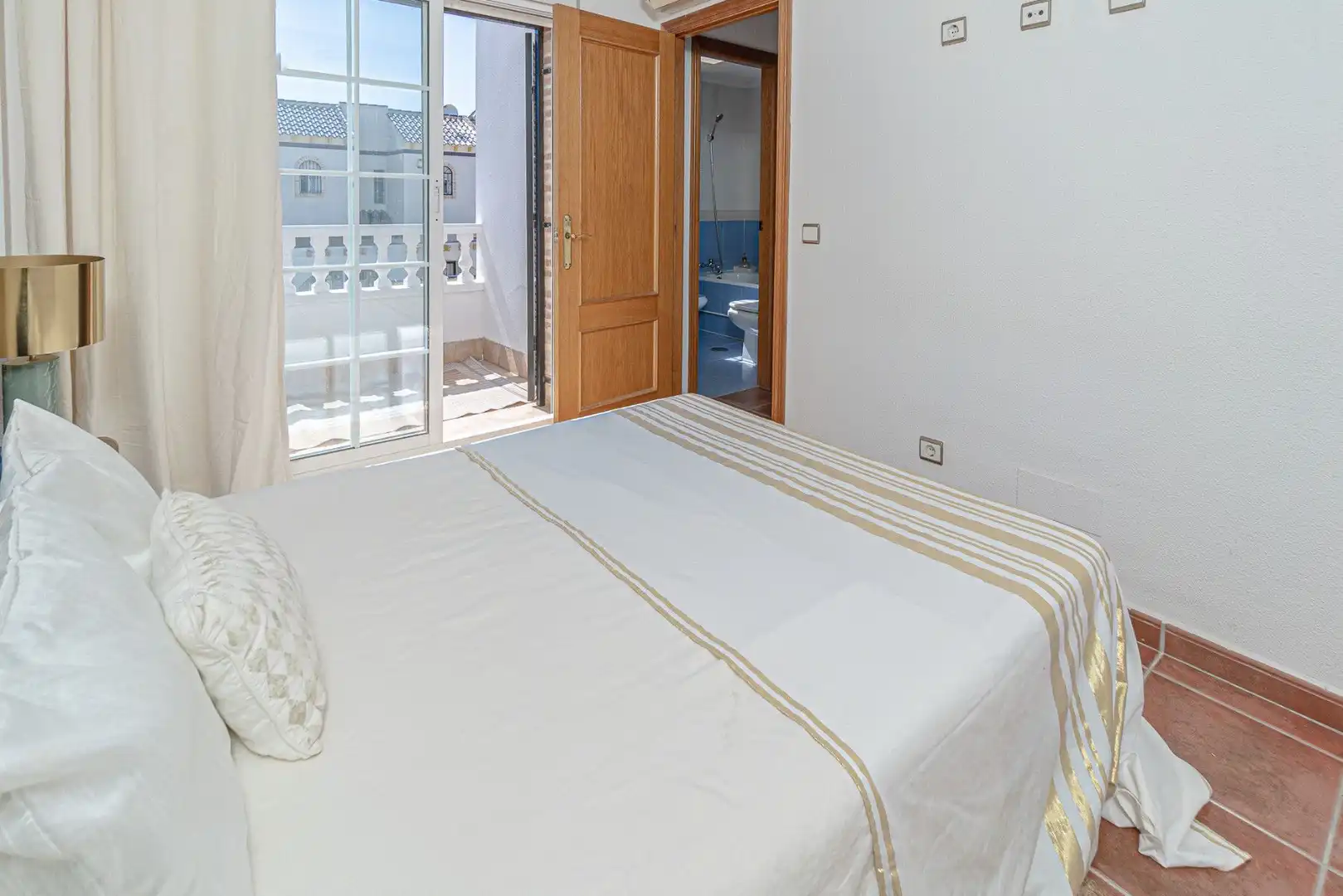 House with terrace for sale in Calle de fenix, imagen 29