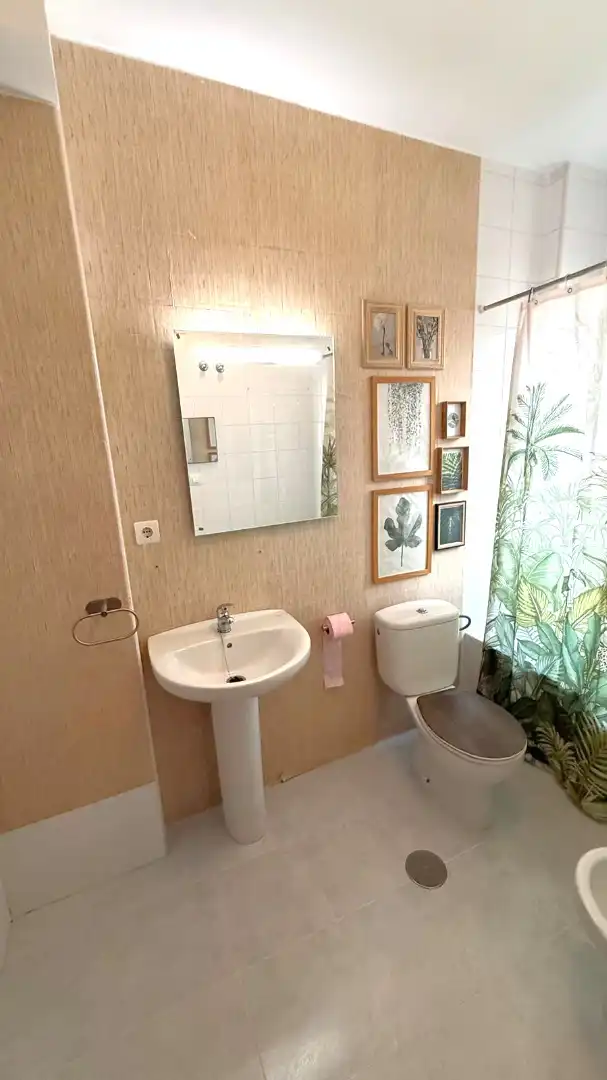 Terraced house with terrace to rent in Calle Pintor Saura Pacheco, imagen 17