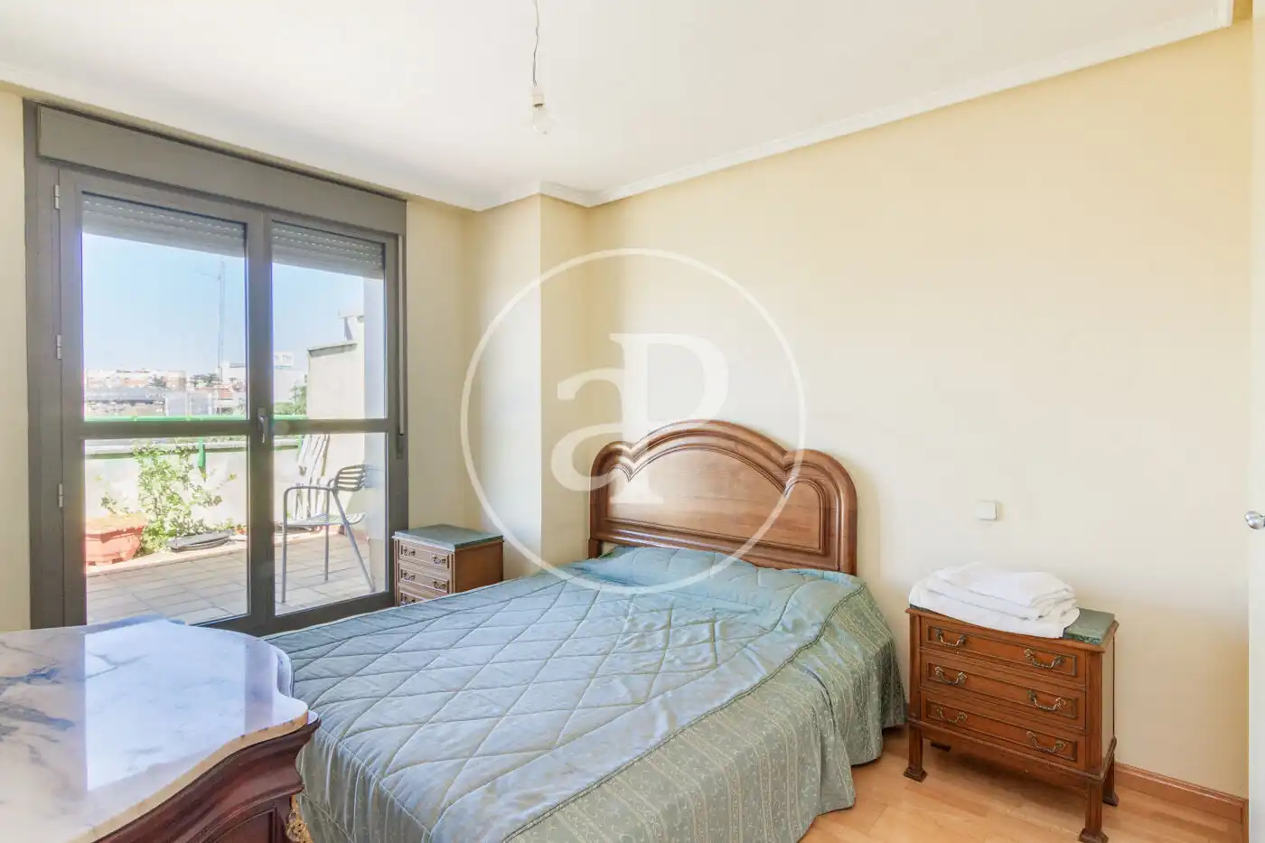 Bedroom of Attic for sale in Madrid  with Air Conditioner, Heating and Private garden