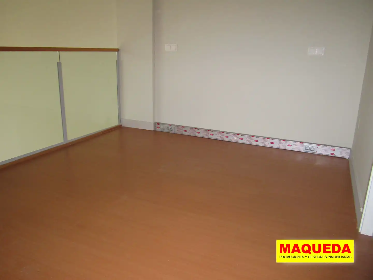 Loft zum Verkauf in Alcorcón mit Klimaanlage, Heizung und Privatgarten