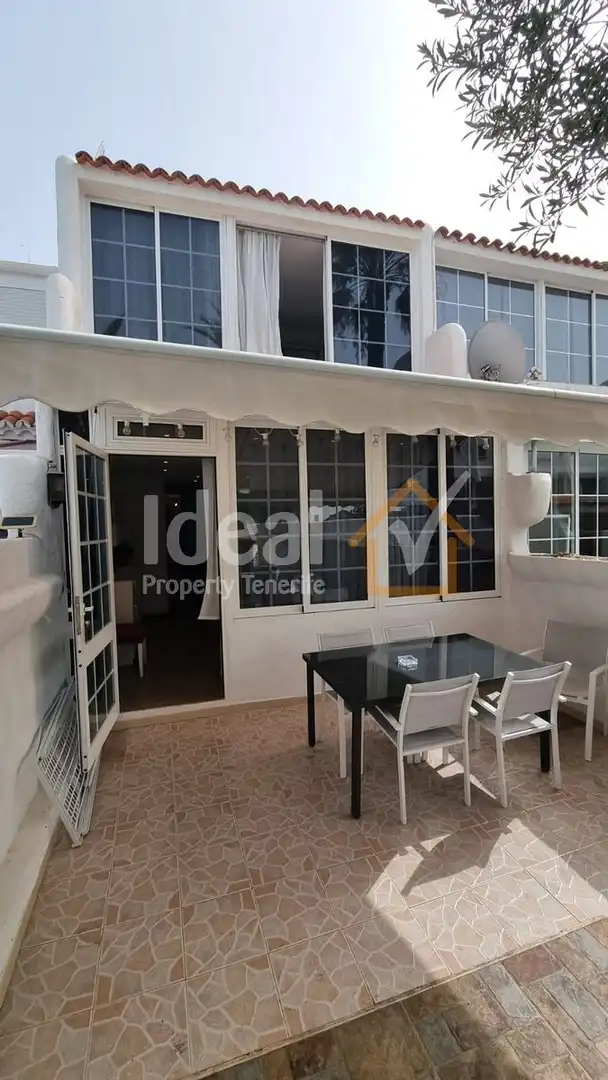 Terrassa de Casa adosada en venda en Adeje amb Jardí privat, Terrassa i Piscina comunitària