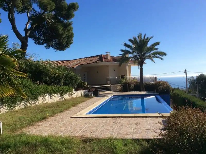 House with pool for sale in Roca Grossa
