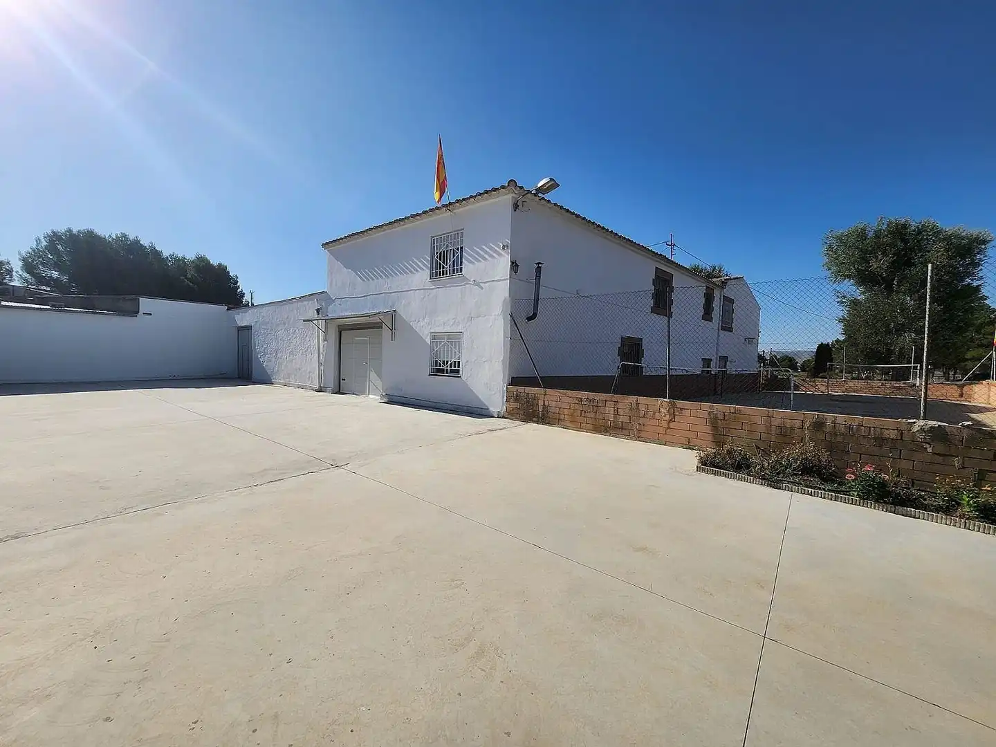 Außenansicht von Country house zum Verkauf in Villena mit Terrasse und Möbliert