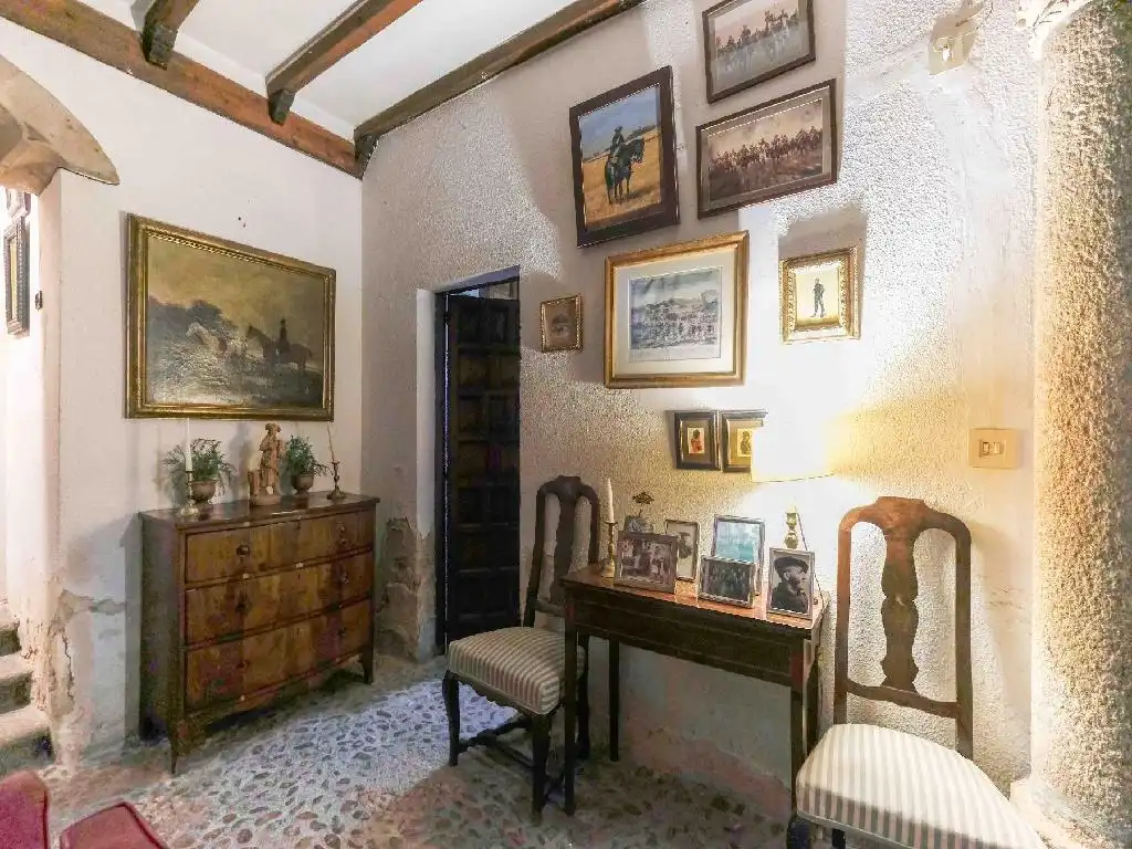 Buildings for sale in Salamanca