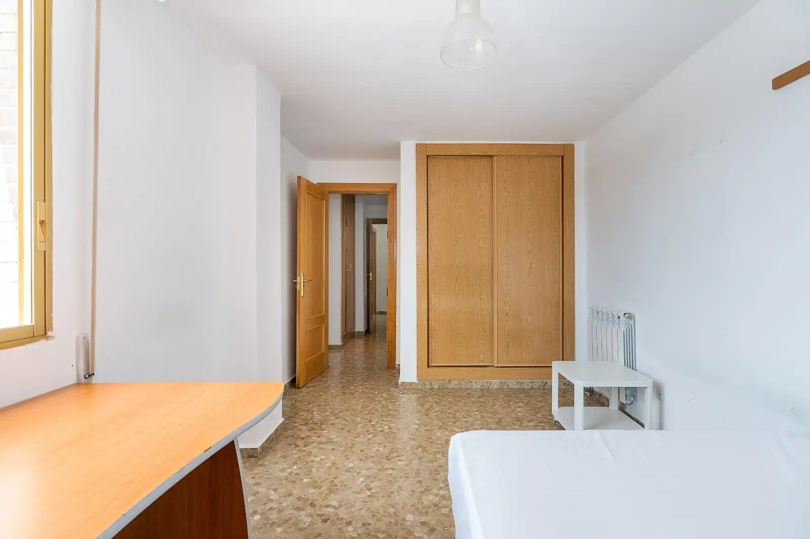 Bedroom of Flat for sale in Granada  with Heating