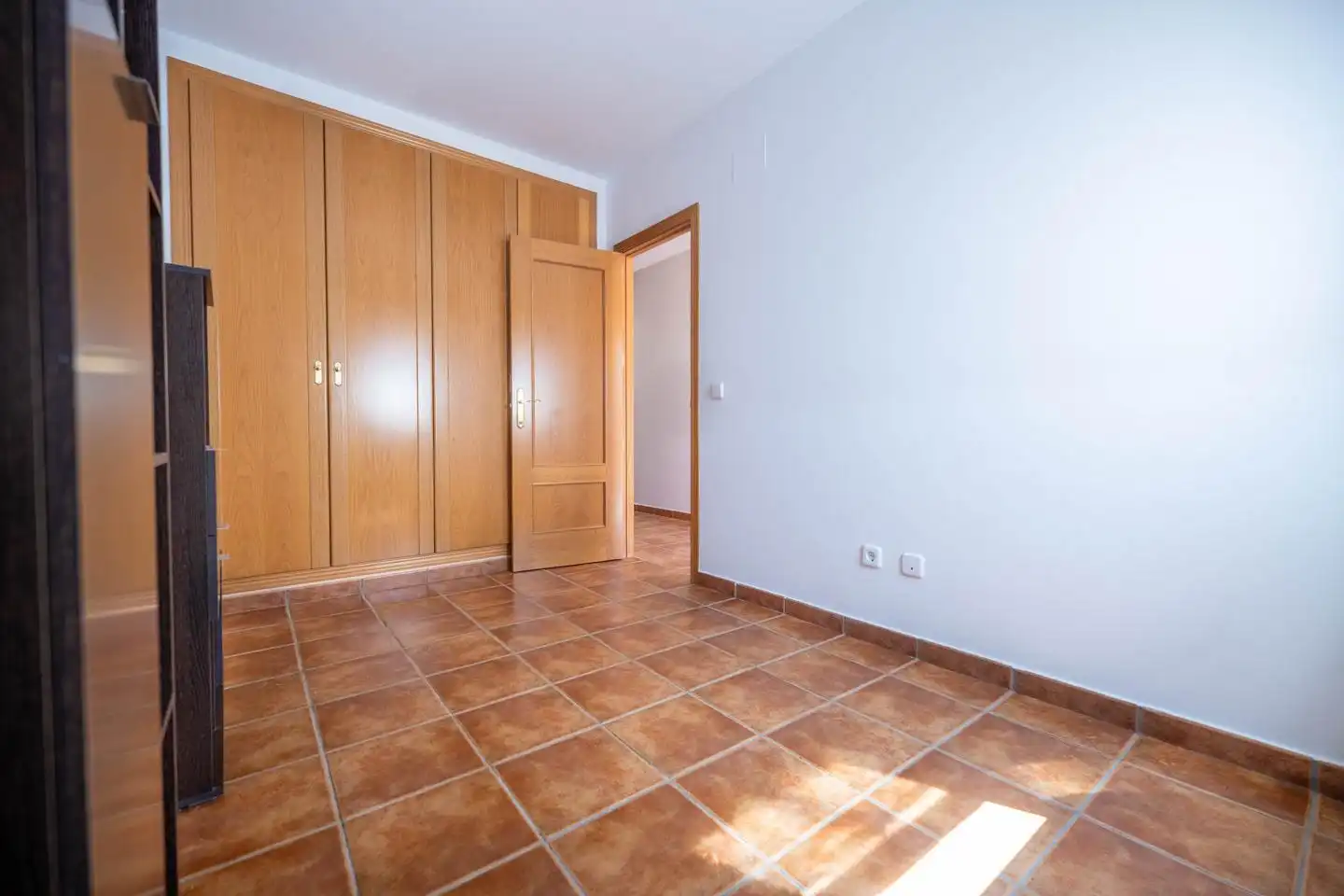 Habitación de Casa adosada de alquiler en Ávila con Calefacción, Parquet y Terraza