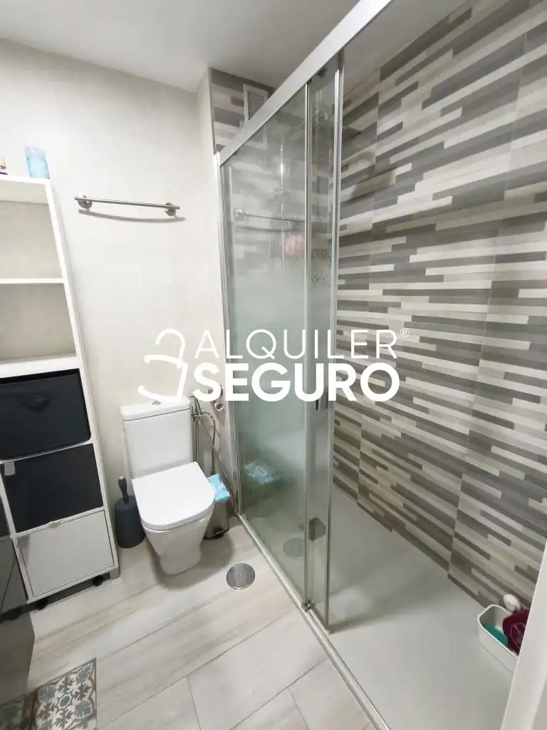 Bathroom of Flat for rent in Sant Joan d'Alacant  with Air Conditioner, Swimming Pool and Furnished