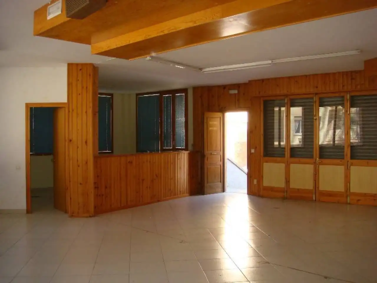 Local comercial en alquiler en Calle Ferran Agulló