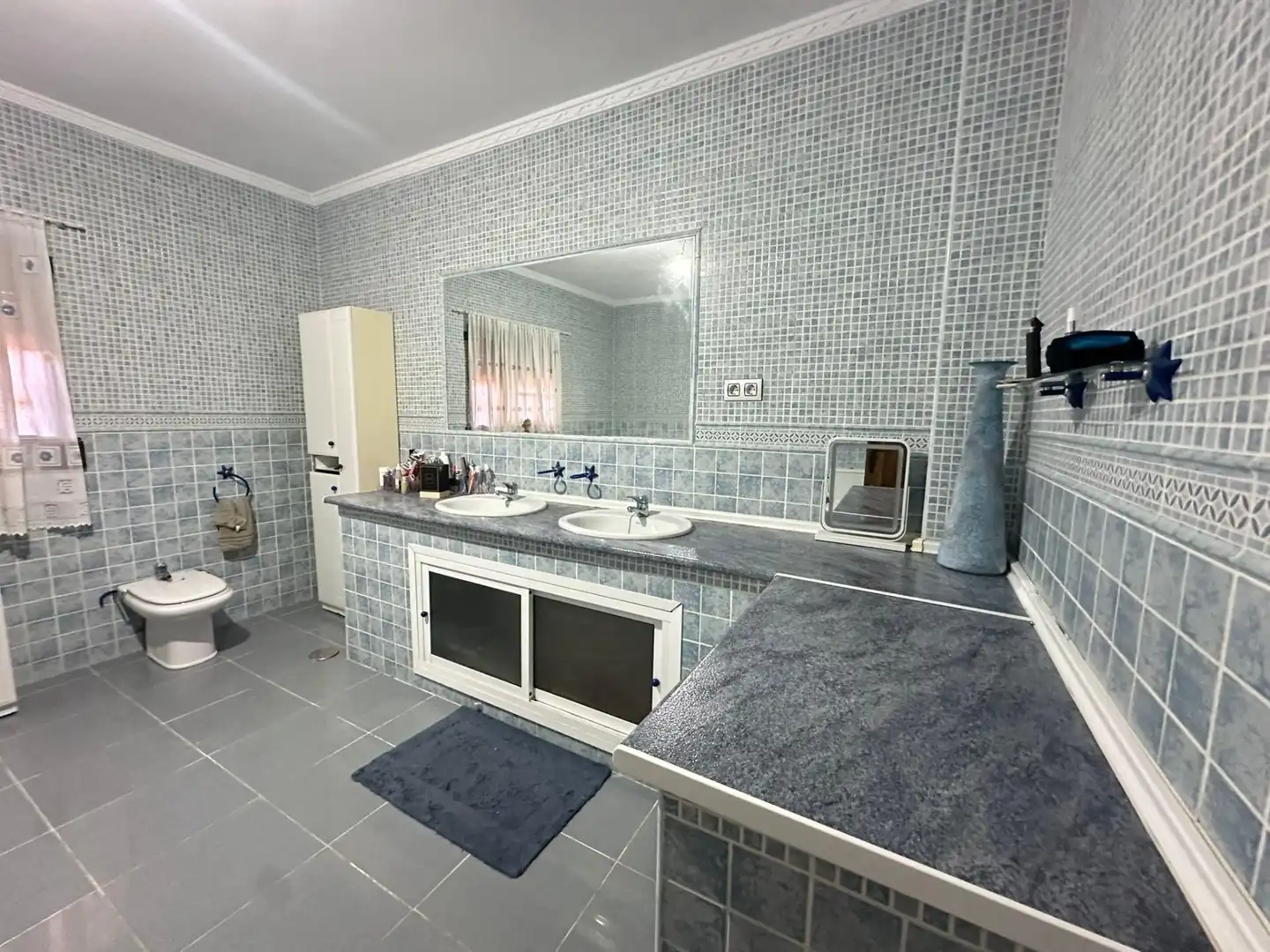 Bany de Casa o xalet en venda en La Línea de la Concepción