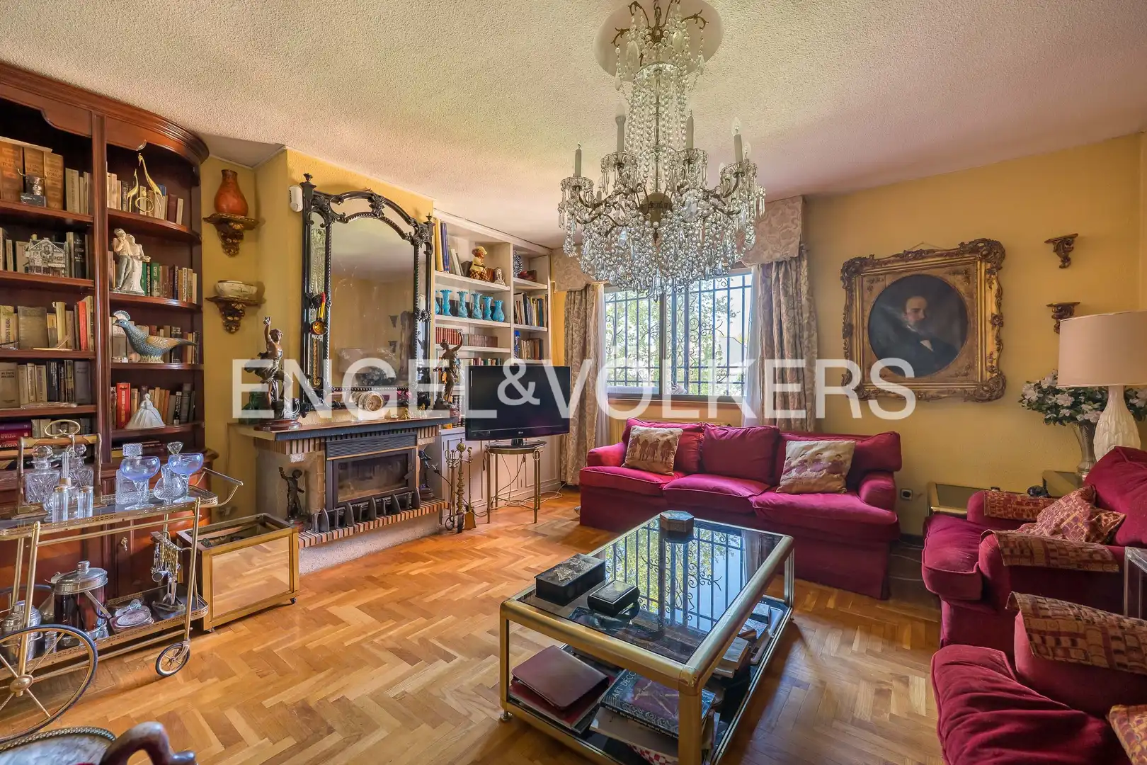 Living room of Houses for sale in Madrid  with Air Conditioner, Heating and Private garden