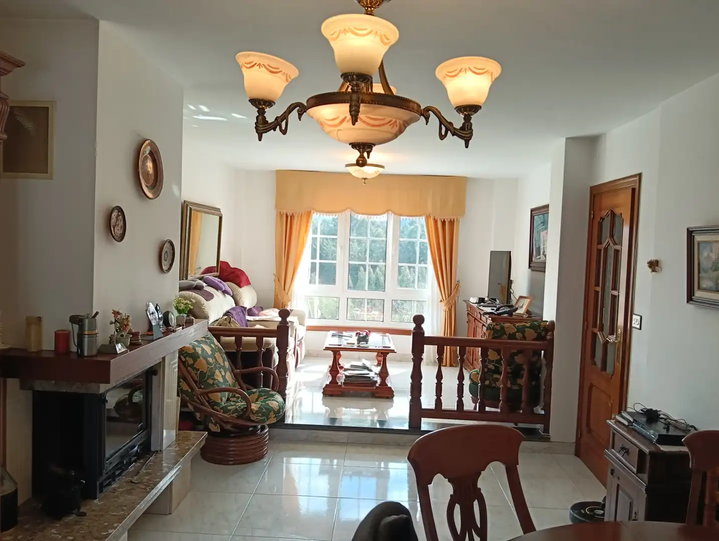 Sala de estar de Casa o chalet en venta en Oza dos Ríos con Calefacción, Jardín privado y Terraza