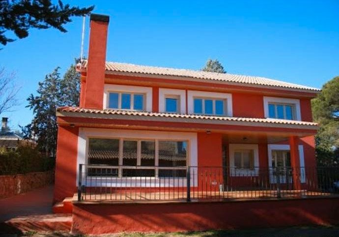Vista exterior de Casa o chalet en venta en Torrelodones con Aire acondicionado, Calefacción y Jardín privado