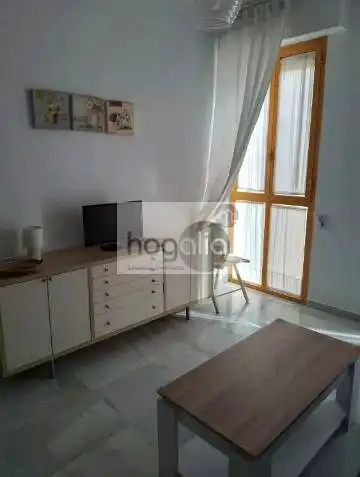 Habitación de Piso de alquiler en Sevilla con Aire acondicionado, Amueblado y Balcón