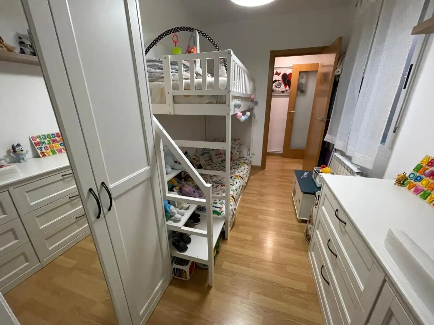 Bedroom of Flat for sale in Valdepeñas  with Air Conditioner, Heating and Terrace