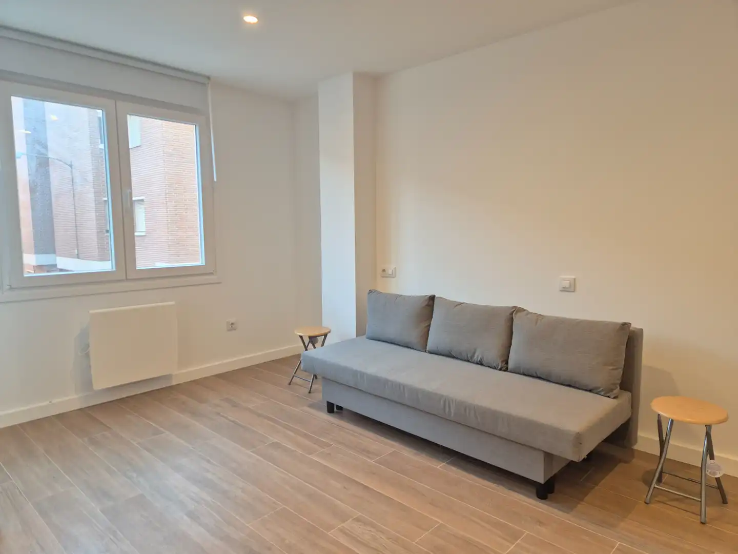 Living room of Study for rent in Alcobendas  with Air Conditioner, Heating and Furnished