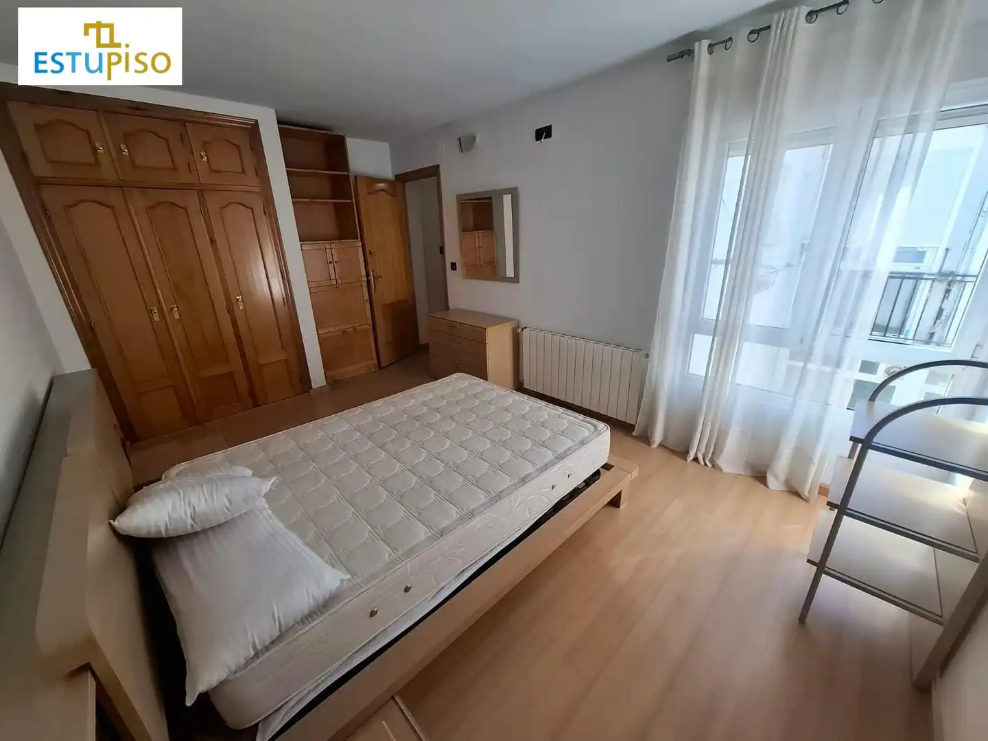 Habitación de Piso en venta en León Capital  con Calefacción