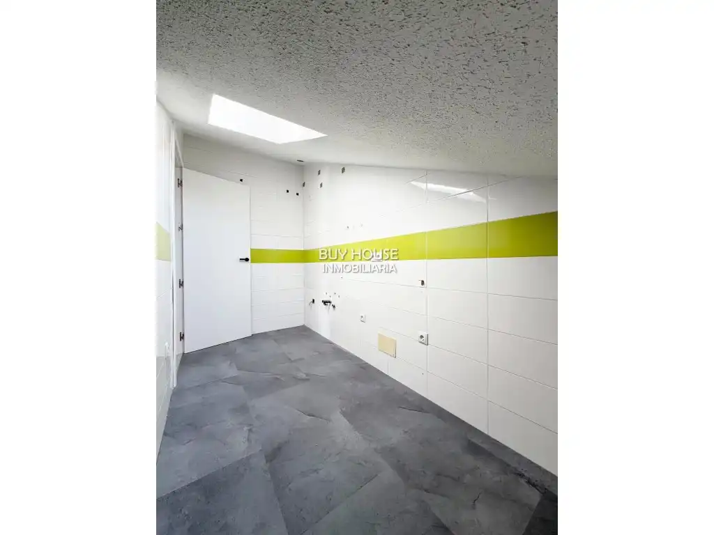 Badezimmer von Wohnung zum Verkauf in Camarena